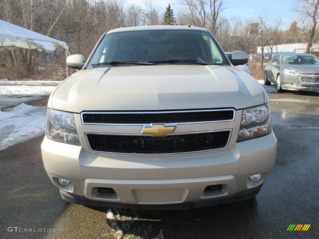 2011 Suburban LT 4x4 - Gold Mist Metallic / Ebony photo #11