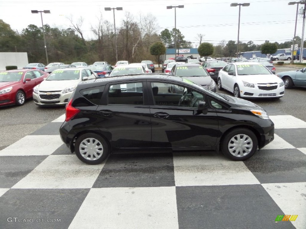 2014 Versa Note SV - Super Black / Charcoal photo #3