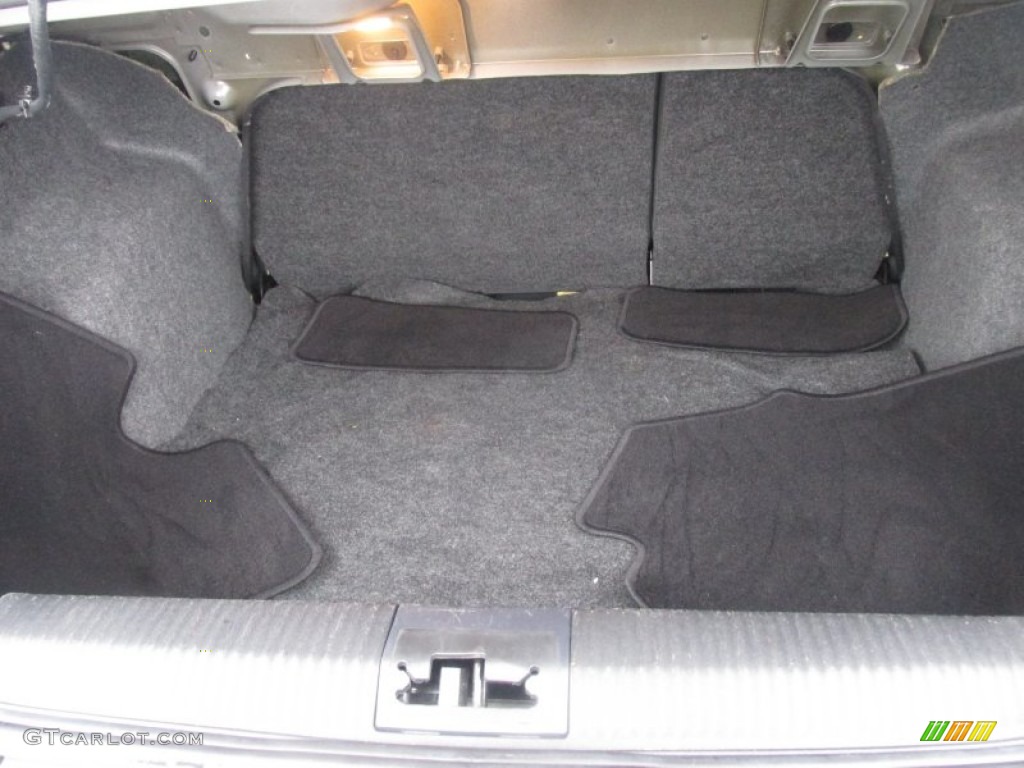 2008 Focus SE Sedan - Vapor Silver Metallic / Charcoal Black photo #20