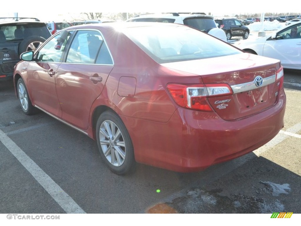 2013 Camry Hybrid XLE - Barcelona Red Metallic / Light Gray photo #3