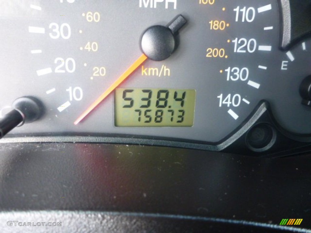 2006 Focus ZX4 SES Sedan - Dark Toreador Red Metallic / Dark Flint/Light Flint photo #9