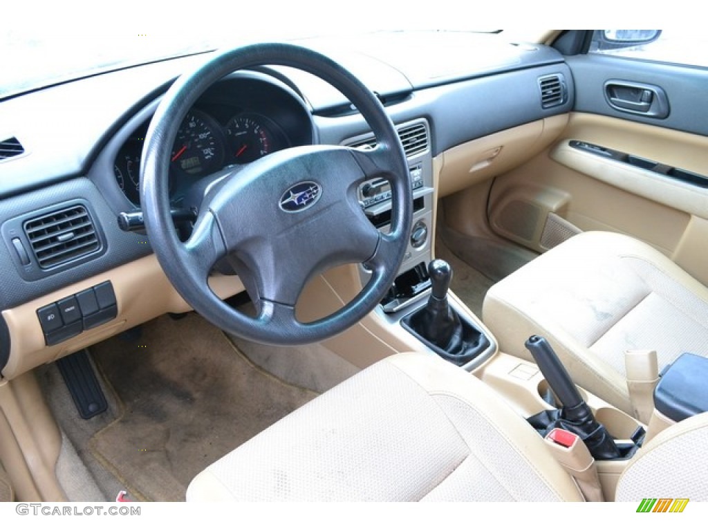 2004 Forester 2.5 X - Sierra Gold Metallic / Beige photo #5