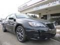 Black - 200 Limited Sedan Photo No. 3