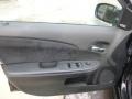 Black - 200 Limited Sedan Photo No. 16