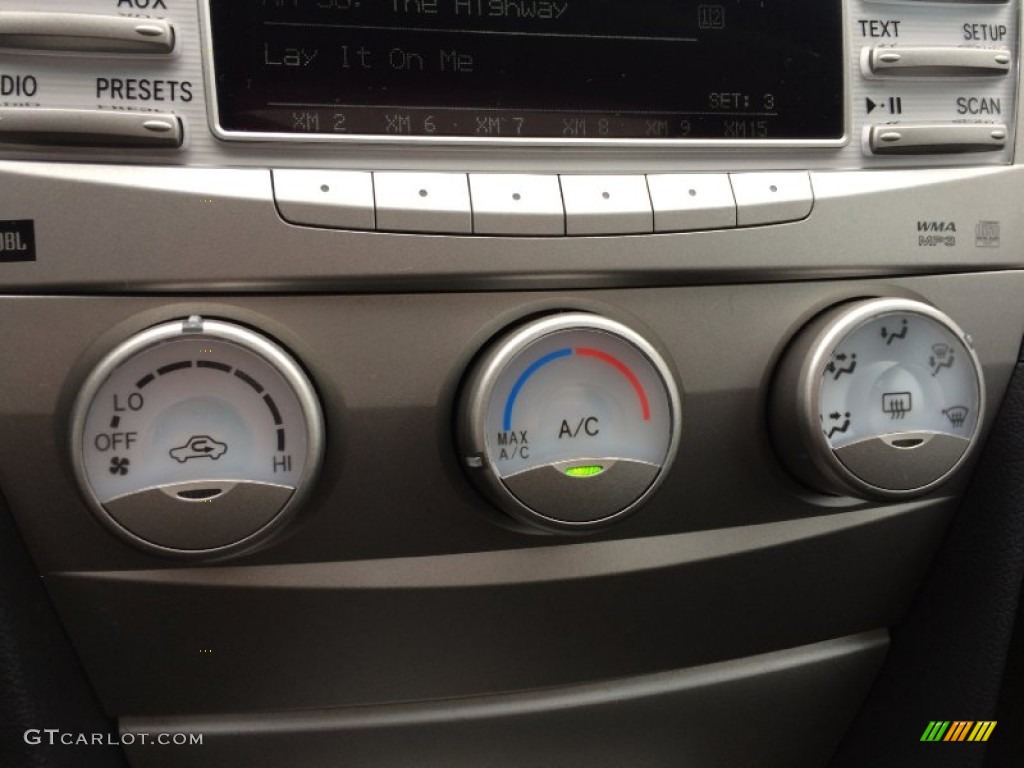 2011 Toyota Camry SE Controls Photo #101802527