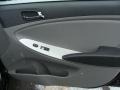 2012 Ultra Black Hyundai Accent SE 5 Door  photo #24