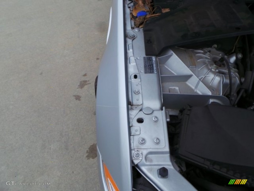 2011 XJ XJL Supercharged - Liquid Silver Metallic / Jet Black/Ivory photo #64