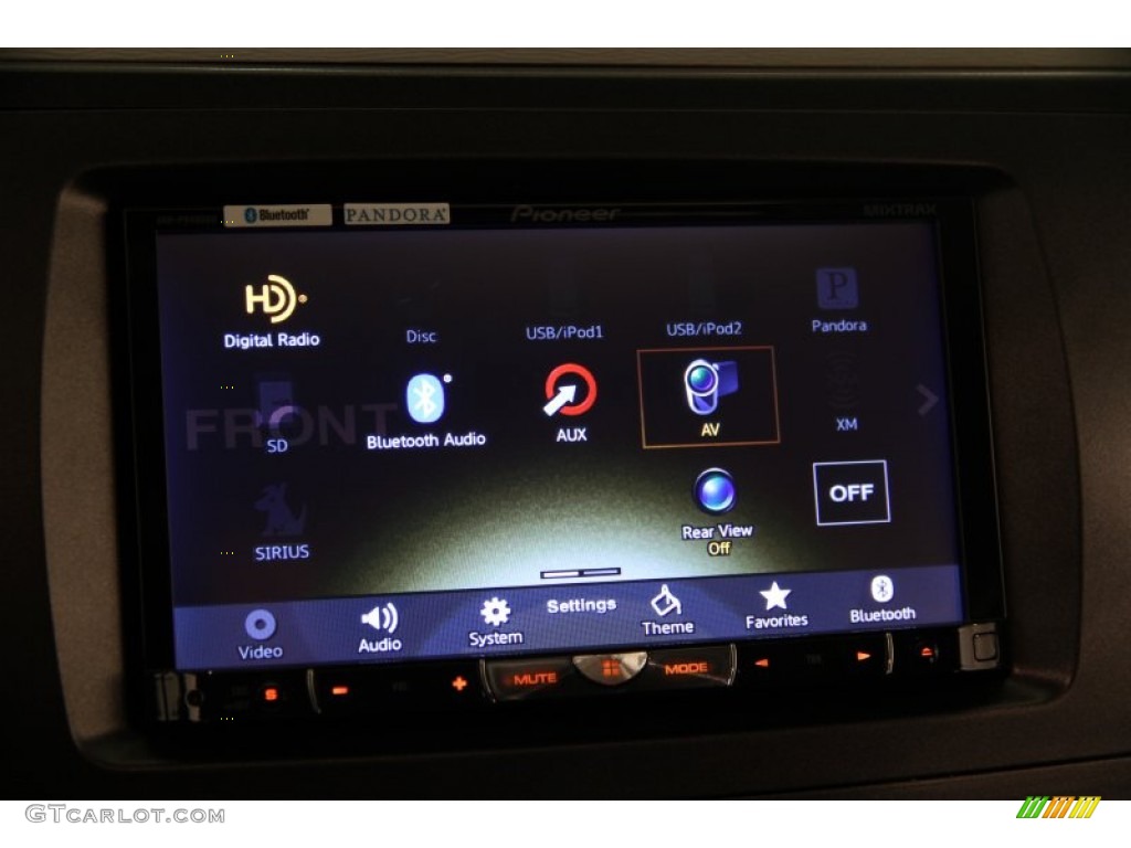 2011 Sienna SE - Super White / Dark Charcoal photo #15