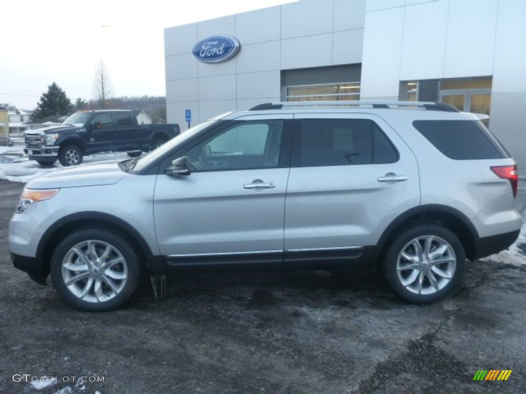 2015 Explorer XLT 4WD - Ingot Silver / Charcoal Black photo #2