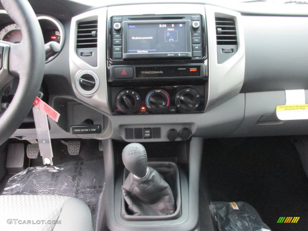 2015 Toyota Tacoma Access Cab 4x4 Controls Photo #101825309