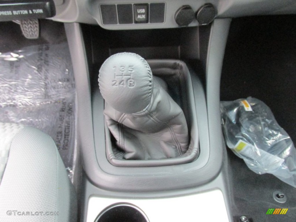 2015 Toyota Tacoma Access Cab 4x4 Transmission Photos