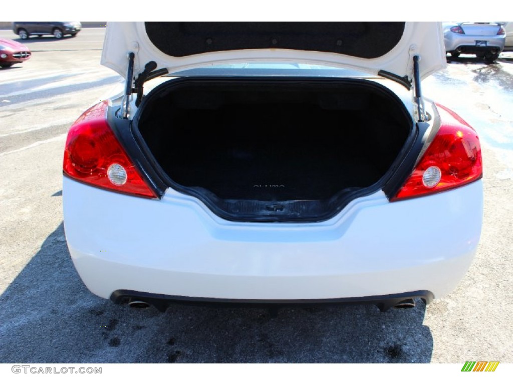 2009 Altima 2.5 S Coupe - Winter Frost Pearl / Charcoal photo #22