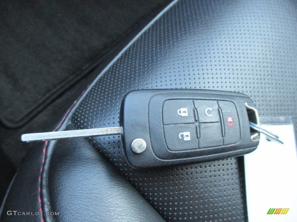 2011 GMC Terrain SLT AWD Keys Photos