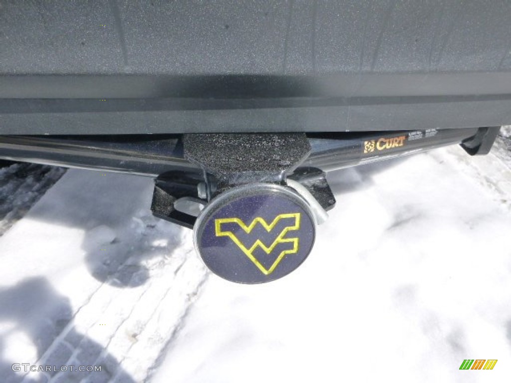 2012 Highlander V6 4WD - Blizzard White Pearl / Ash photo #5