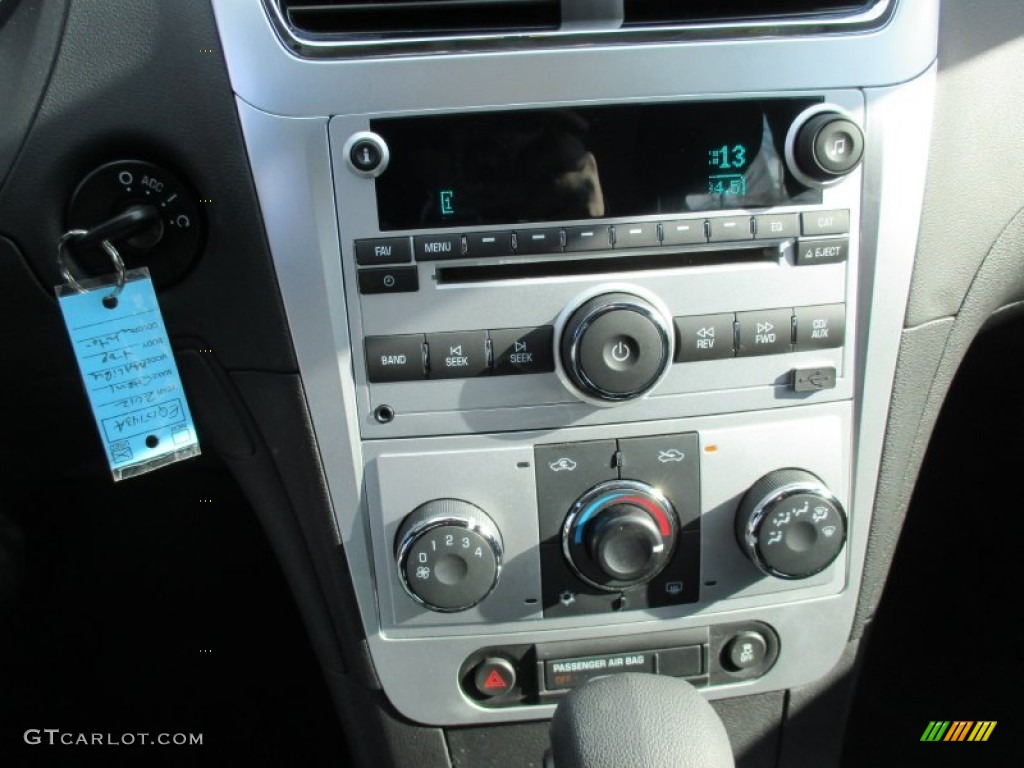 2012 Chevrolet Malibu LT Controls Photo #101836260
