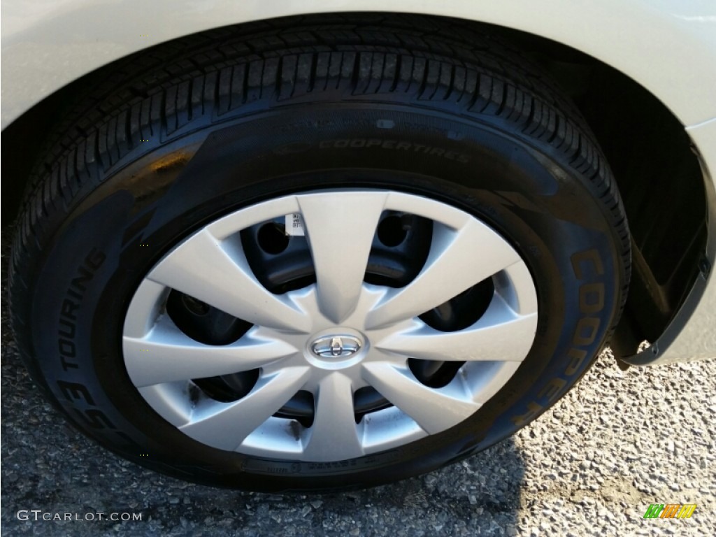 2010 Corolla LE - Classic Silver Metallic / Ash photo #4