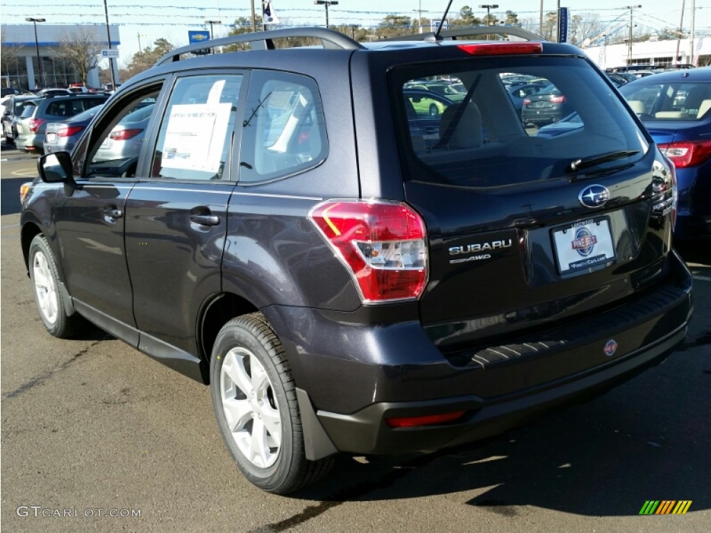 2015 Forester 2.5i - Dark Gray Metallic / Gray photo #4