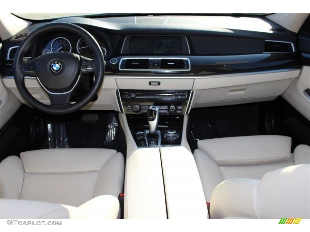 2012 5 Series 550i Gran Turismo - Alpine White / Ivory White/Black photo #10