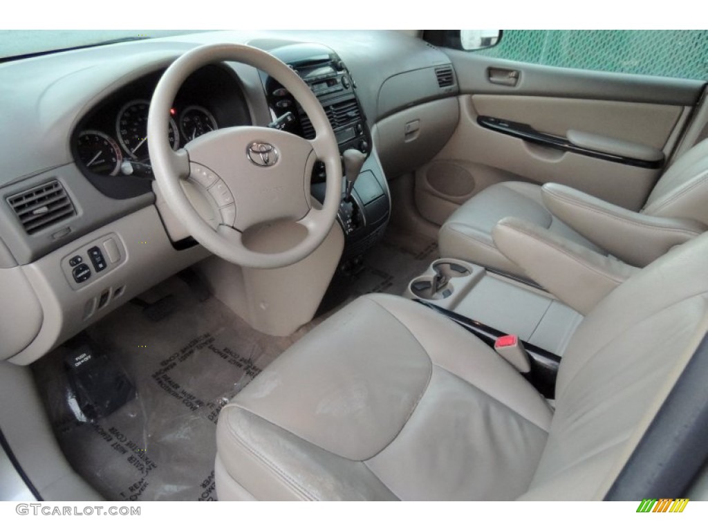 Taupe Interior 2005 Toyota Sienna LE Photo #101844088