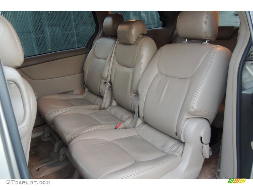 2005 Toyota Sienna LE Interior Color Photos