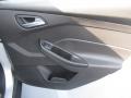 Ingot Silver - Focus SE Hatchback Photo No. 26