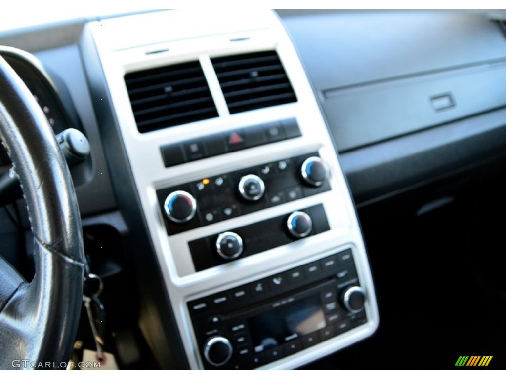 2009 Journey SXT - Brilliant Black Crystal Pearl / Dark Slate Gray/Light Graystone photo #12