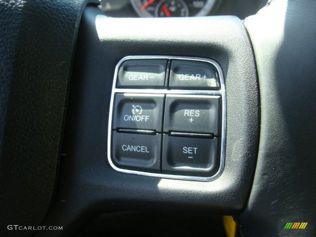 2014 1500 SLT Quad Cab 4x4 - Black Gold Pearl Coat / Black/Diesel Gray photo #19