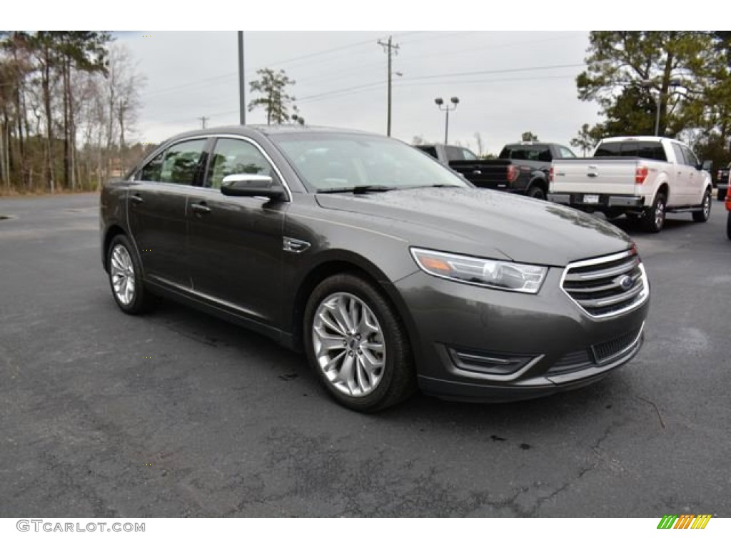 2015 Taurus Limited - Magnetic Metallic / Dune photo #3