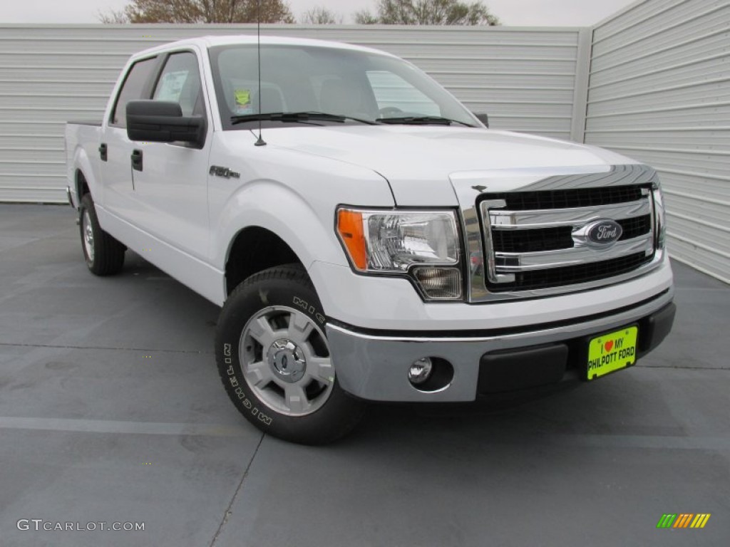 2014 F150 XLT SuperCrew - Oxford White / Steel Grey photo #1