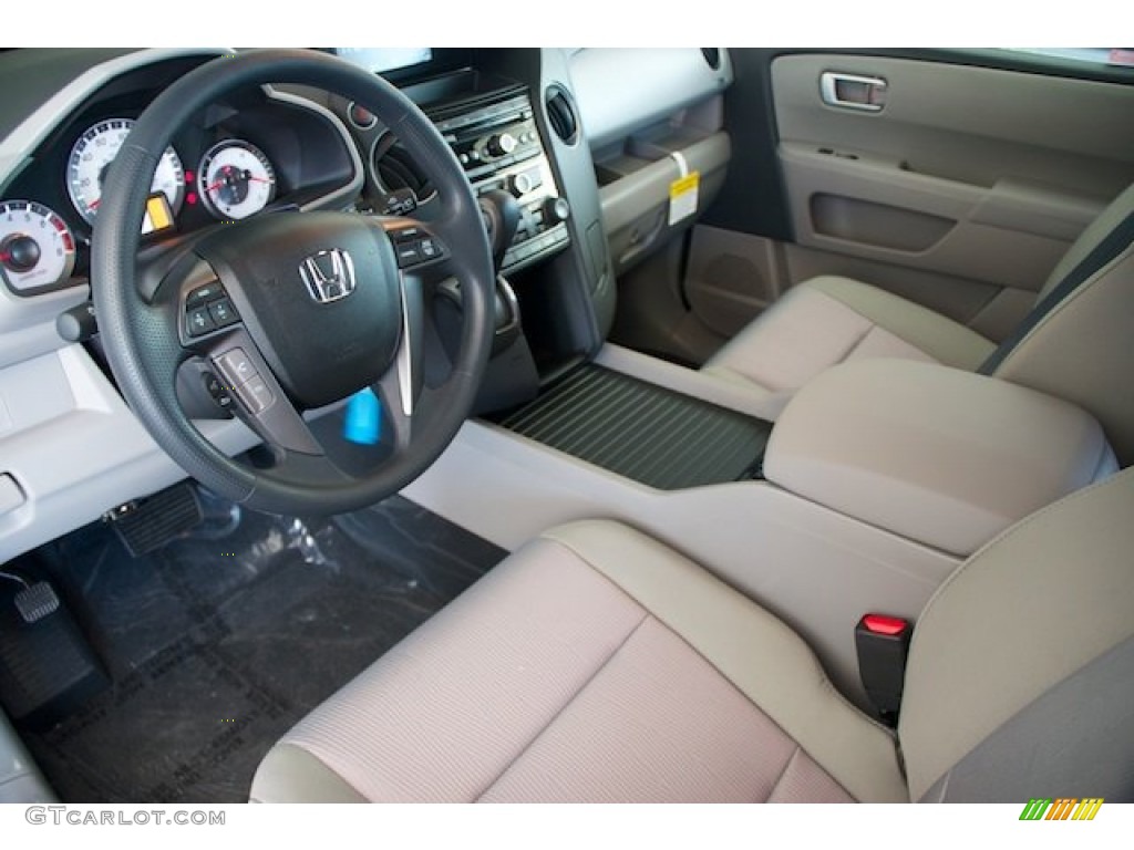 Gray Interior 2015 Honda Pilot EX Photo #101869321