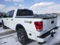  2015 Titan PRO-4X Crew Cab 4x4 Glacier White