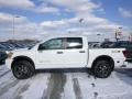  2015 Titan PRO-4X Crew Cab 4x4 Glacier White