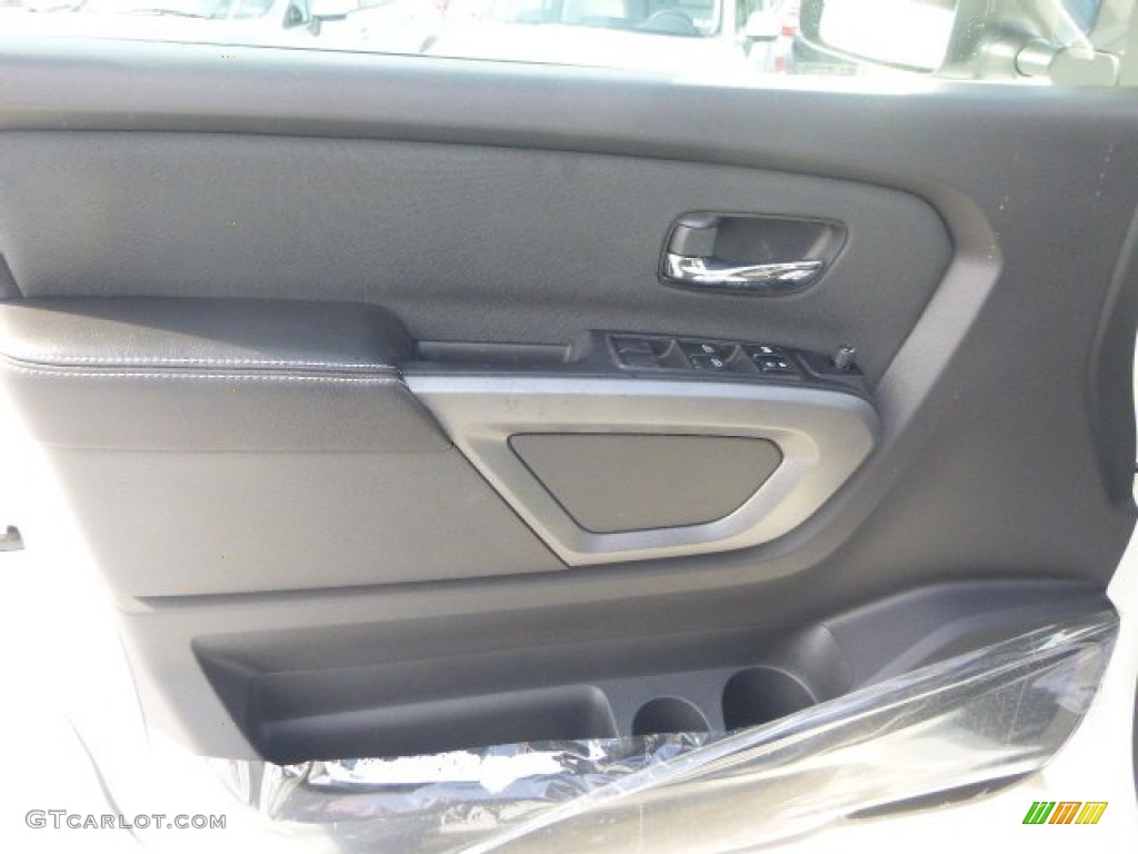 2015 Nissan Titan PRO-4X Crew Cab 4x4 Charcoal Door Panel Photo #101876944