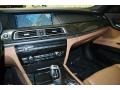 Jet Black - 7 Series 740i Sedan Photo No. 20