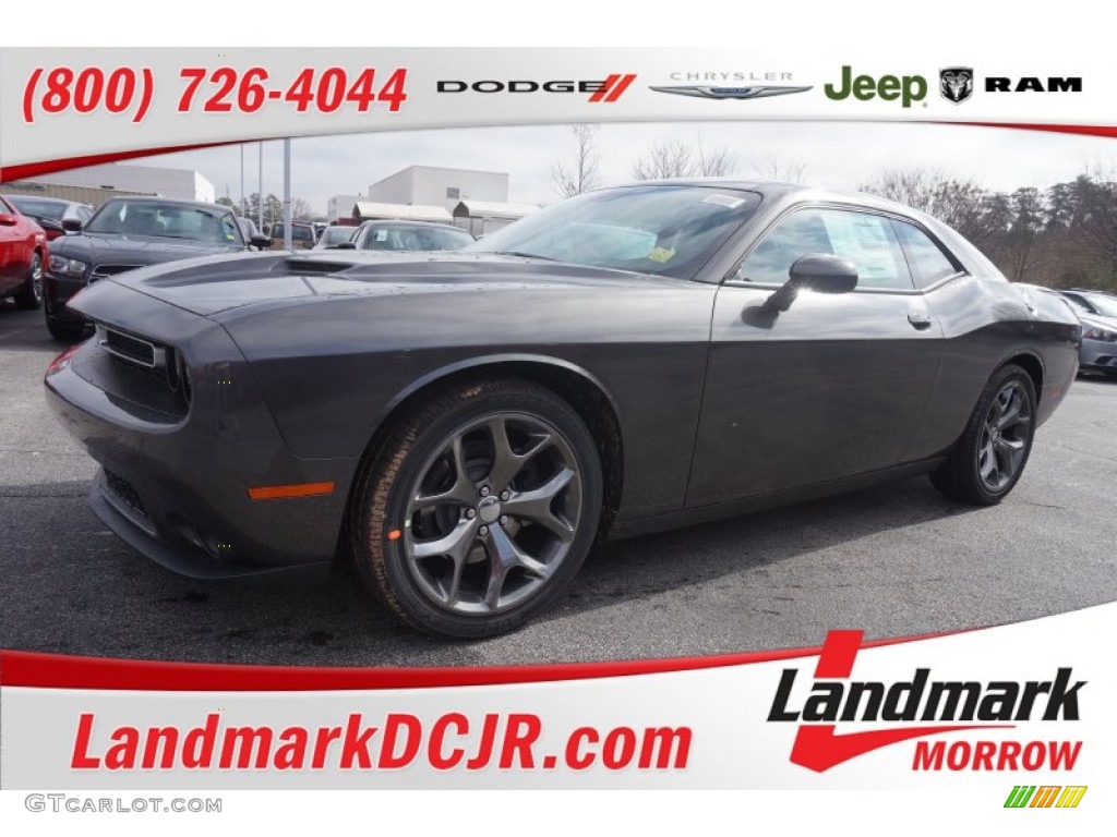 2015 Challenger SXT Plus - Granite Crystal Metallic / Black photo #1