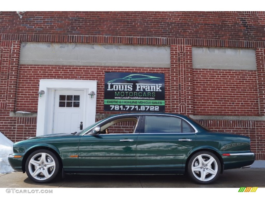 Jaguar Racing Green Jaguar XJ