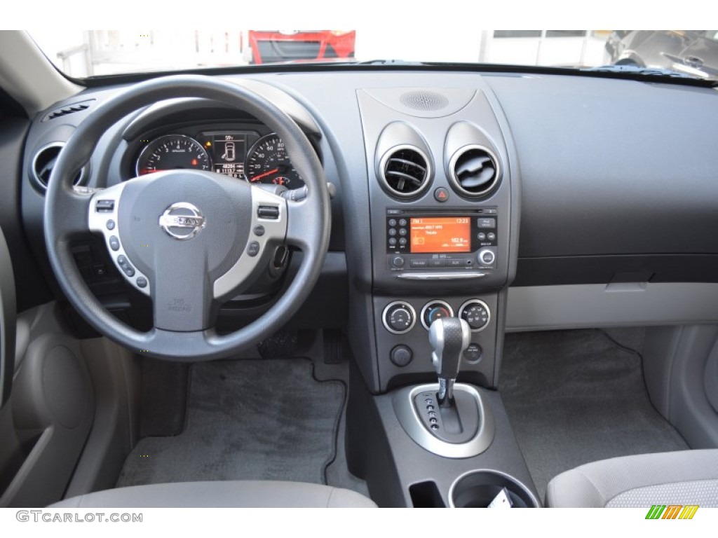 2011 Rogue SV - Cayenne Red / Gray photo #12