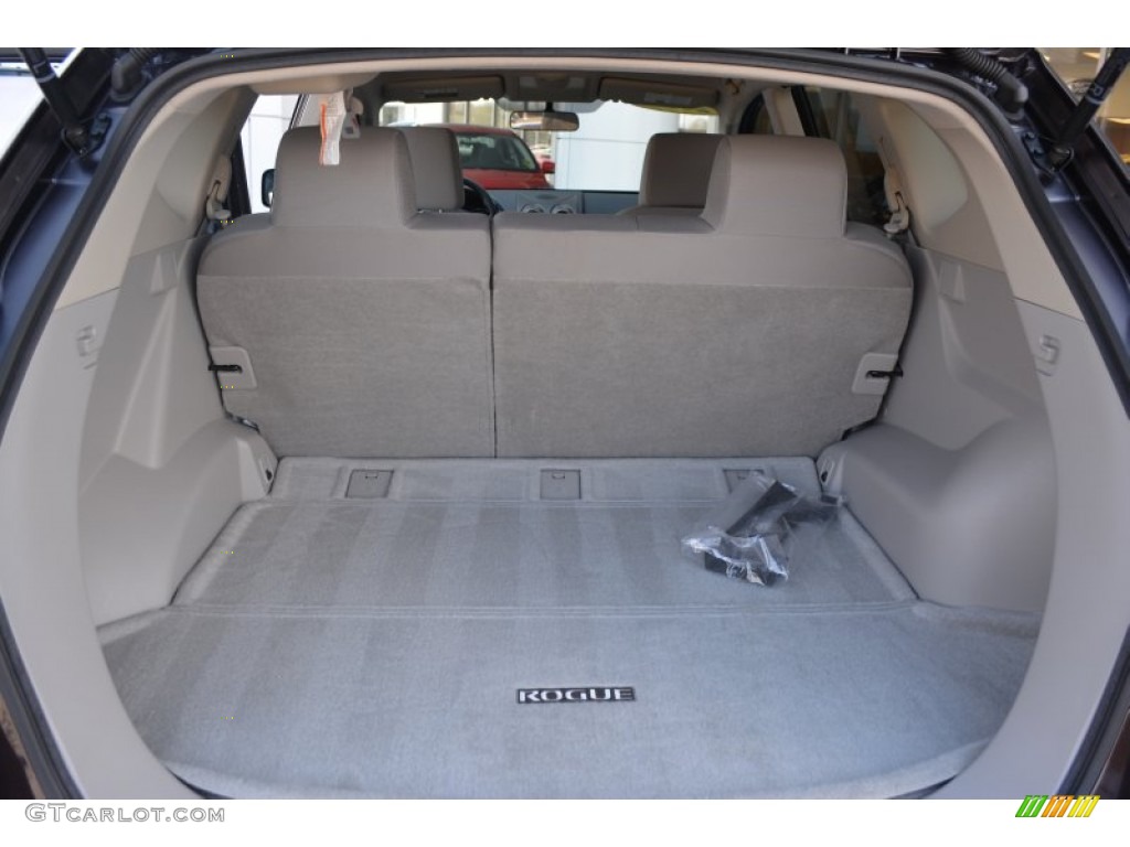 2011 Rogue SV - Cayenne Red / Gray photo #14