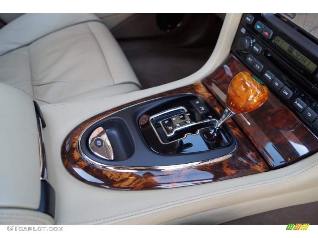 2005 XJ Super V8 - Jaguar Racing Green / Champagne photo #165