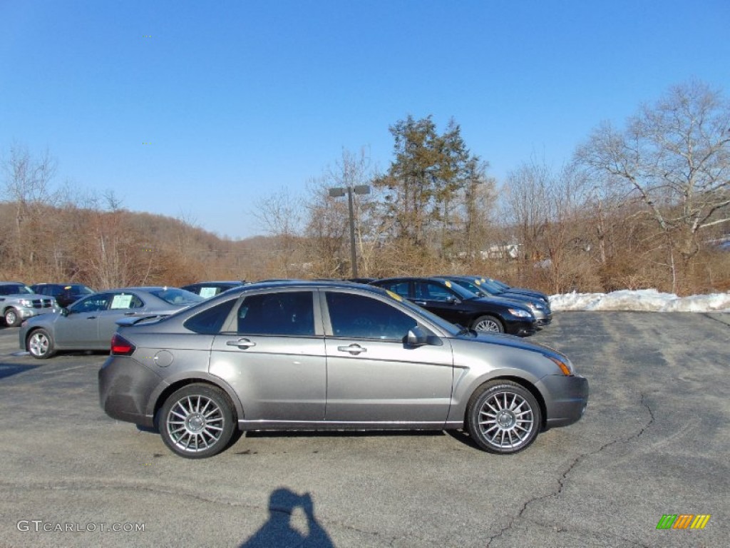 2011 Focus SES Sedan - Sterling Gray Metallic / Charcoal Black photo #2