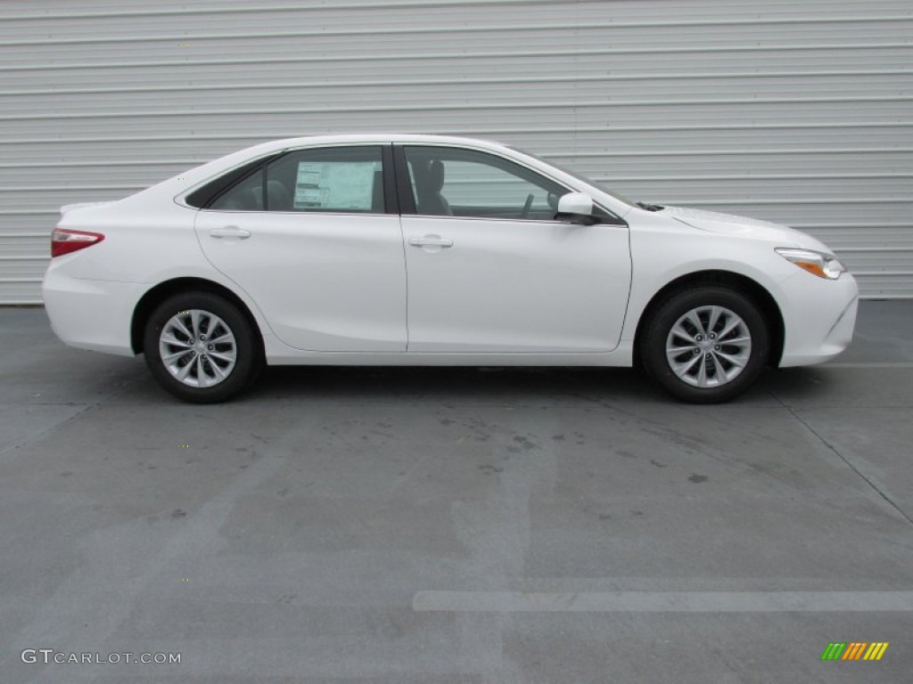 2015 Camry LE - Super White / Ash photo #3