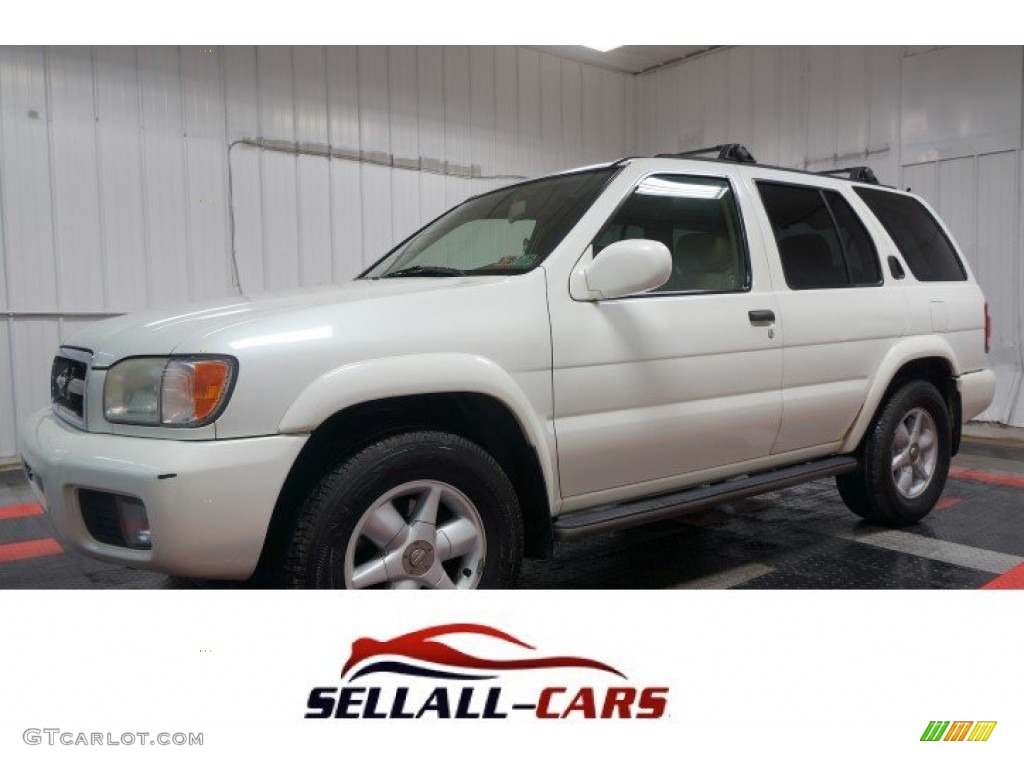 Aspen White Pearl Glow Nissan Pathfinder