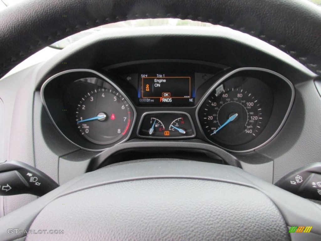 2015 Ford Focus SE Sedan Gauges Photo #101905404