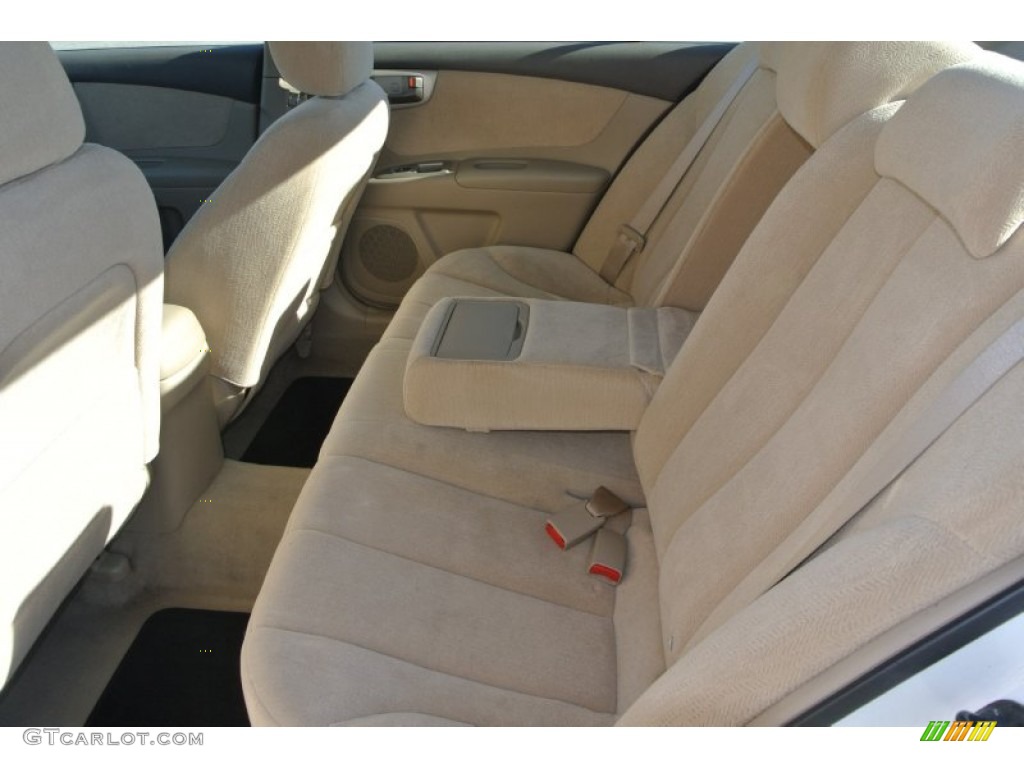 2007 Optima LX - Clear White / Beige photo #16