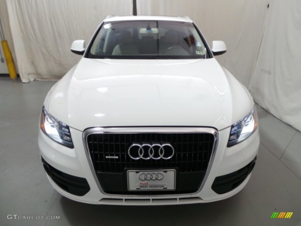 2009 Q5 3.2 Premium Plus quattro - Ibis White / Cardamom Beige photo #2