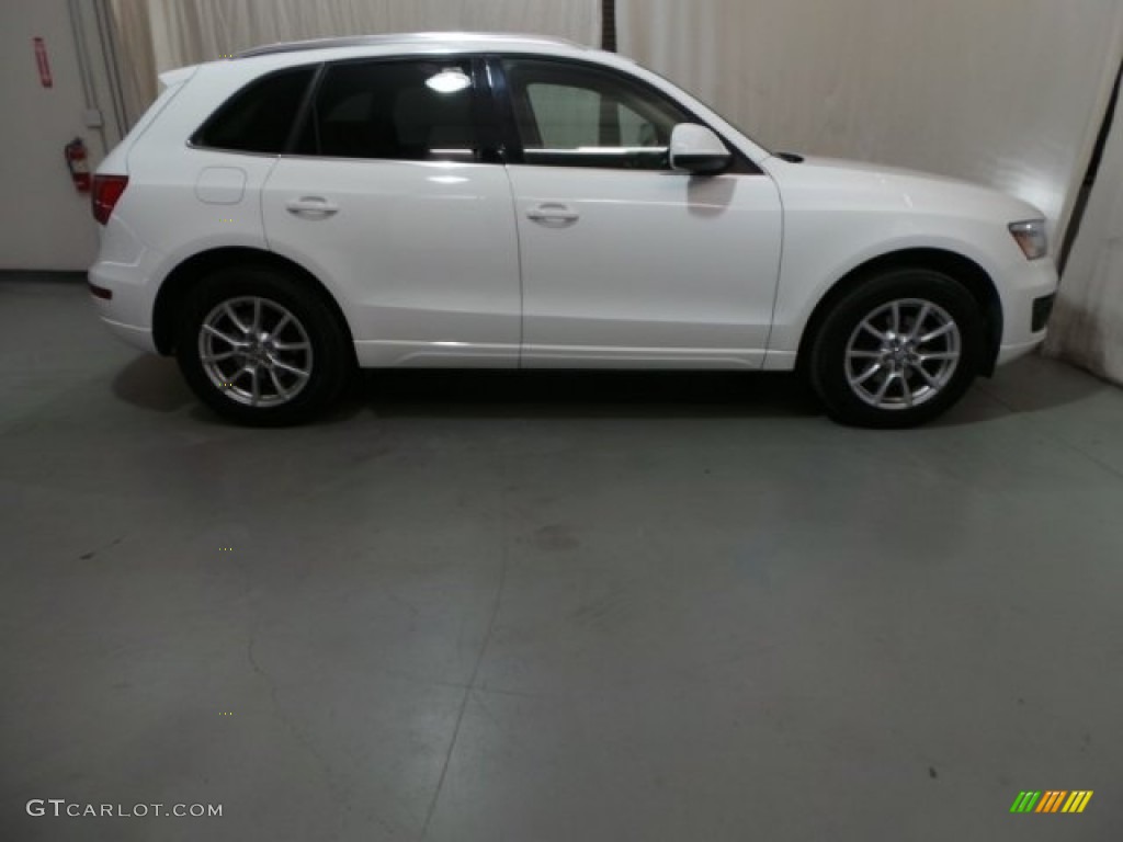 2009 Q5 3.2 Premium Plus quattro - Ibis White / Cardamom Beige photo #7