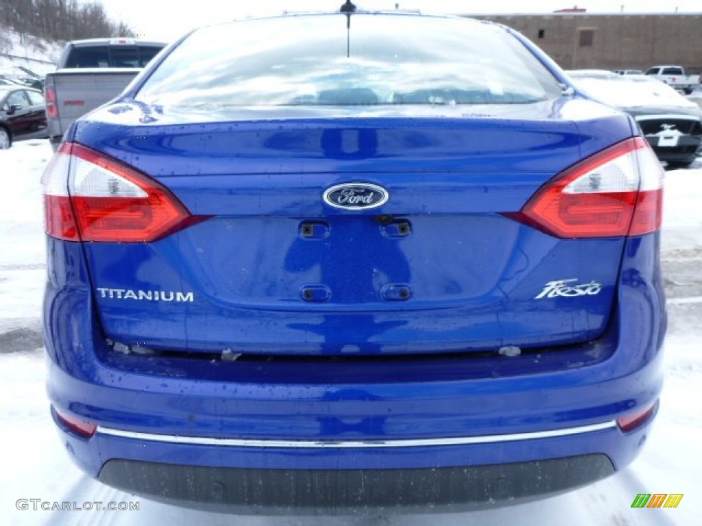 2015 Fiesta Titanium Sedan - Perfomance Blue / Charcoal Black photo #3