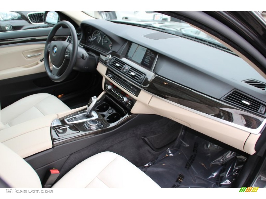 2014 BMW 5 Series 535d xDrive Sedan Dashboard Photos
