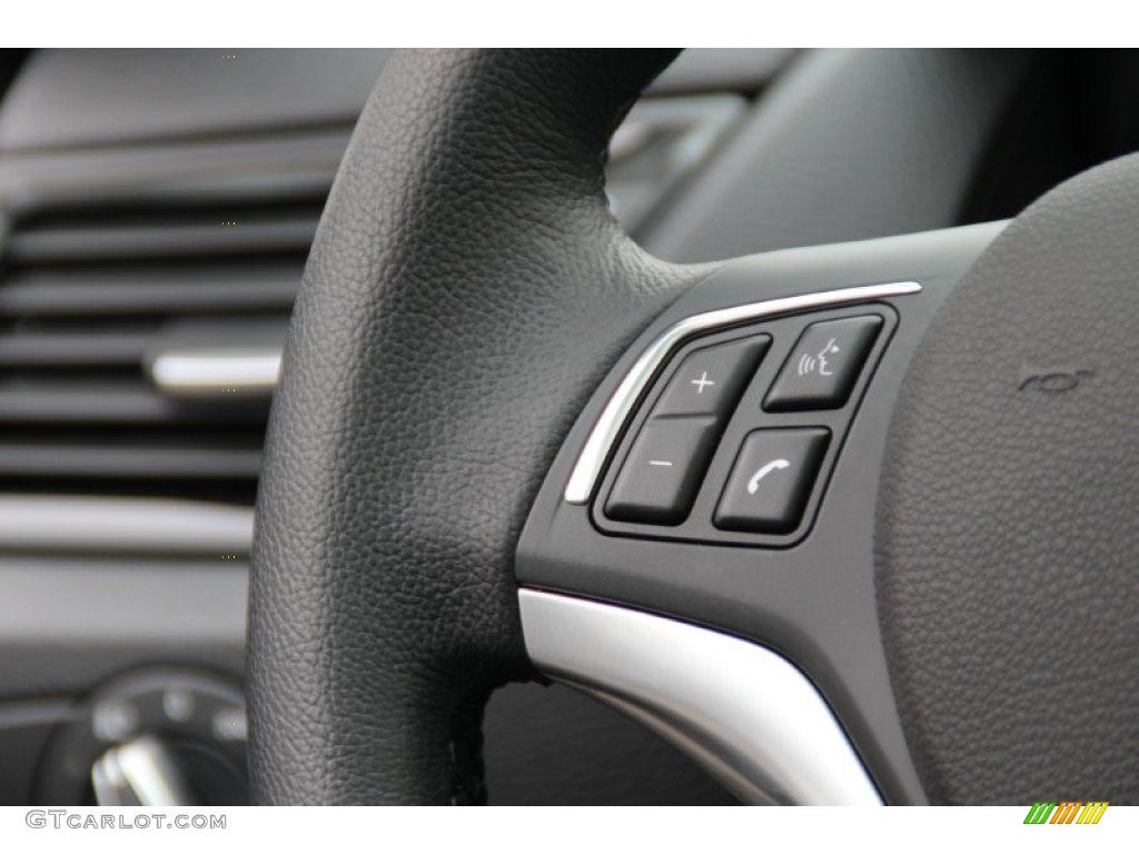 2013 BMW X1 xDrive 28i Controls Photo #101914521