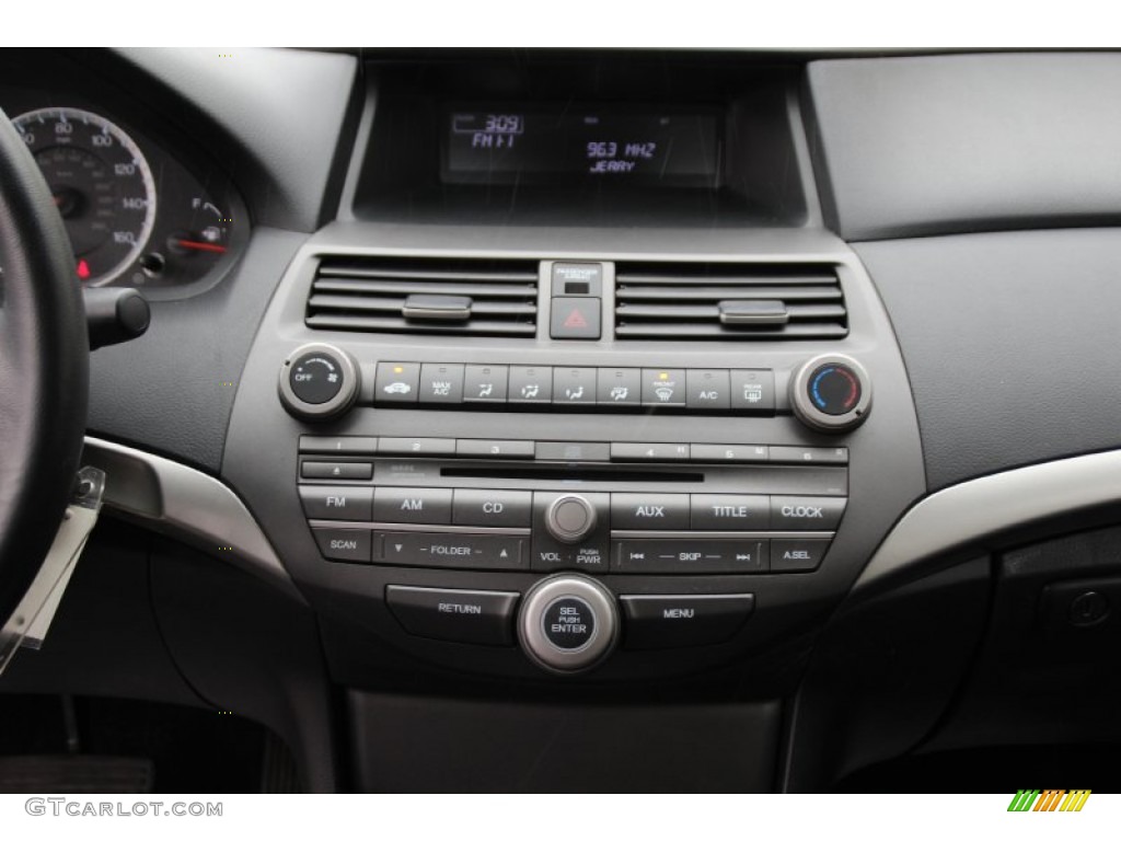 2012 Honda Accord SE Sedan Controls Photo #101914928